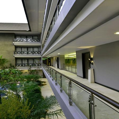 Amaroossa Suite Bali Nusa Dua  Buitenkant foto