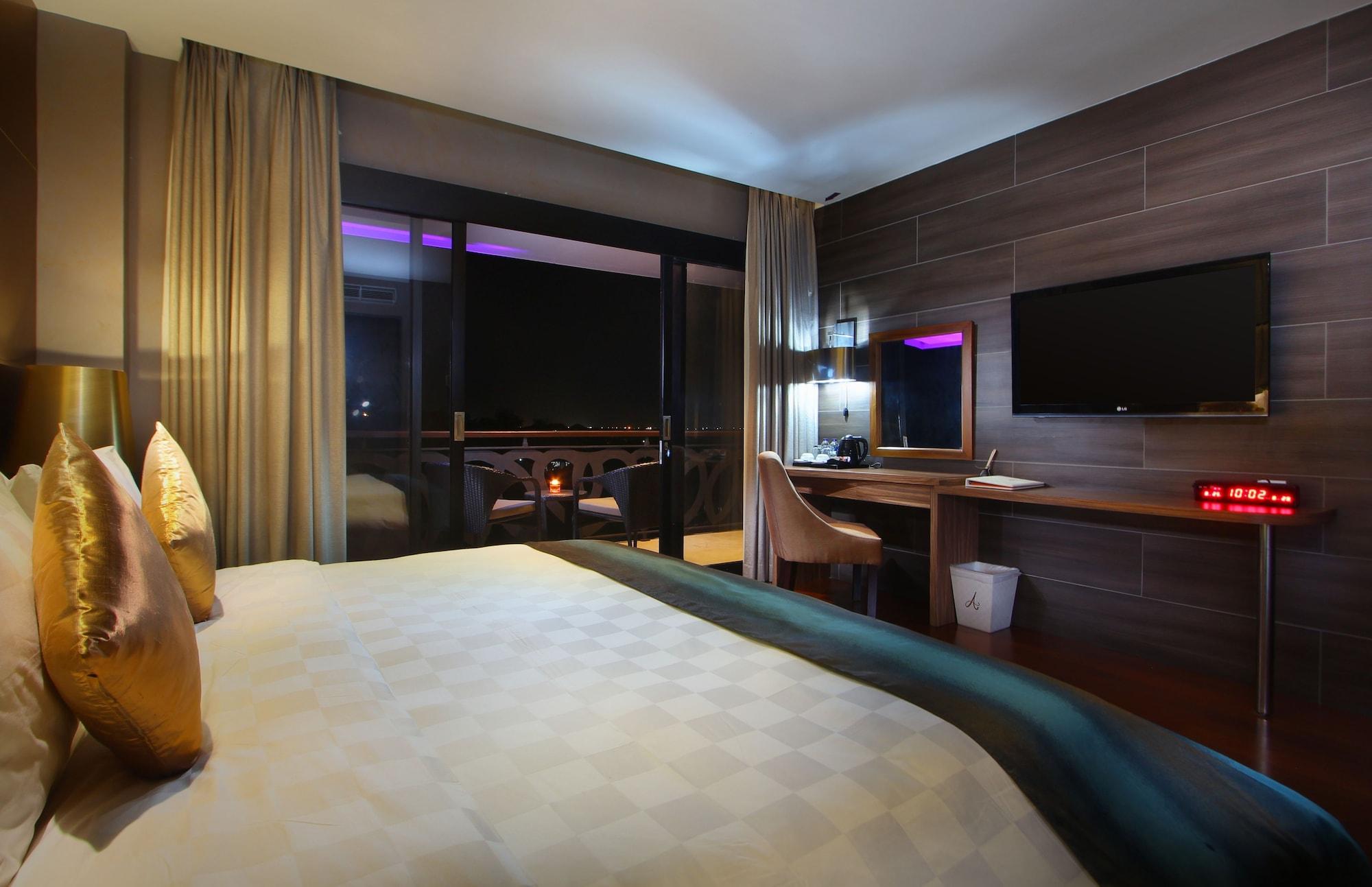 Amaroossa Suite Bali Nusa Dua  Buitenkant foto