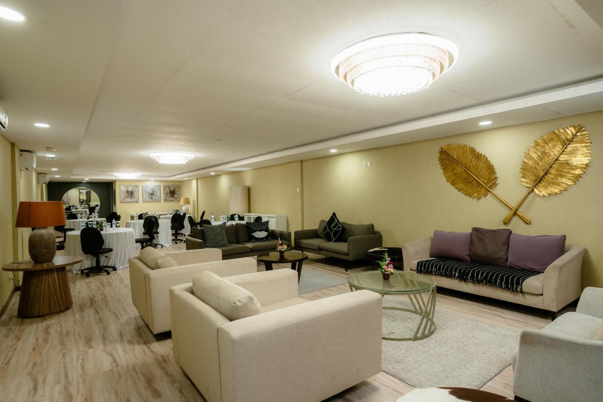 Amaroossa Suite Bali Nusa Dua  Buitenkant foto